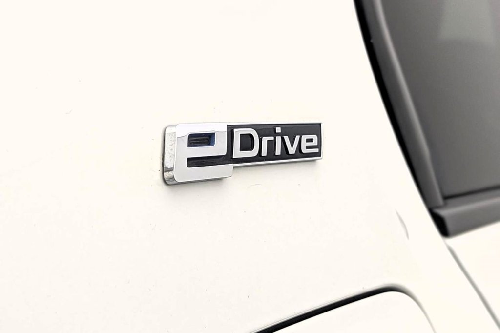 USED 2018 68 BMW 5 SERIES 2.0 530e 9.2kWh M Sport Saloon 4dr Petrol Plug-in Hybrid Auto Euro 6 (s/s) (252 ps) 19" Alloys, Sat Nav, Leather
