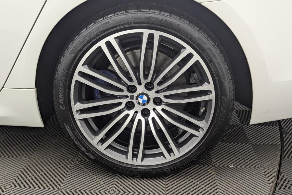 USED 2018 68 BMW 5 SERIES 2.0 530e 9.2kWh M Sport Saloon 4dr Petrol Plug-in Hybrid Auto Euro 6 (s/s) (252 ps) 19" Alloys, Sat Nav, Leather