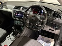 USED 2017 67 VOLKSWAGEN TIGUAN 1.4 TSI SE SUV 5dr Petrol Manual Euro 6 (s/s) (150 ps) 