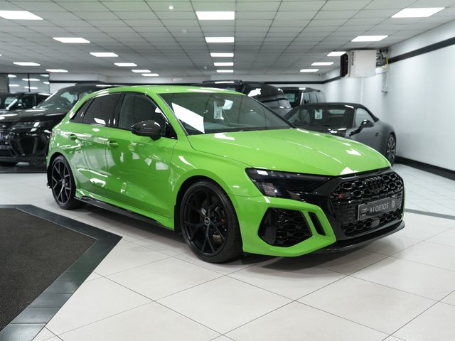 View our Audi Rs3 2.5 TFSI Carbon Black Sportback 5dr Petrol S Tronic quattro Euro 6 (s/s) (400 ps)