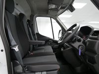 USED 2022 72 RENAULT MASTER 2.3 DCI 135 BHP L3 LONG BUSINESS PLUS EDITION L3 LONG | AIR CON | PNEUMATIC DRIVERS SEAT