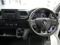 USED 2022 72 RENAULT MASTER 2.3 DCI 135 BHP L3 LONG BUSINESS PLUS EDITION L3 LONG | AIR CON | PNEUMATIC DRIVERS SEAT