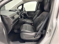 USED 2023 73 RENAULT KANGOO START LL21 E-TECH EV LWB Long Wheel Base Model