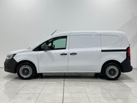 USED 2023 73 RENAULT KANGOO START LL21 E-TECH EV LWB Long Wheel Base Model