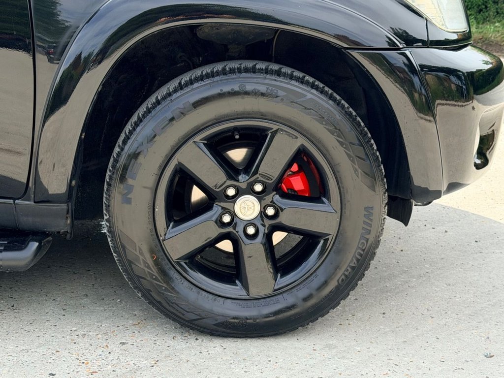 USED 2005 TOYOTA RAV4 2.0 VVT-i XT4 SUV 5dr Petrol Automatic 4WD (224 g/km, 147 bhp) 