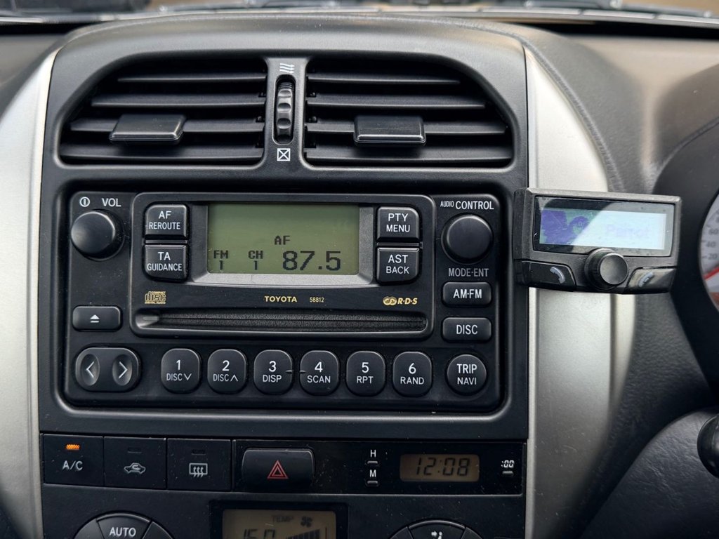 USED 2005 TOYOTA RAV4 2.0 VVT-i XT4 SUV 5dr Petrol Automatic 4WD (224 g/km, 147 bhp) 