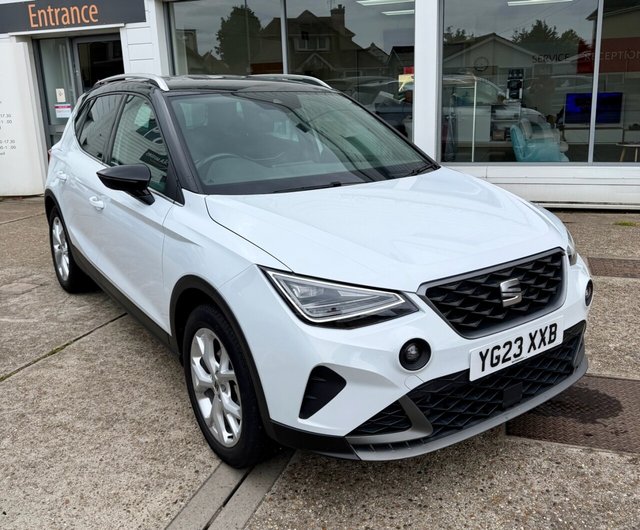 View our Seat Arona 1.0 TSI FR SUV 5dr Petrol Manual Euro 6 (s/s) (110 ps)