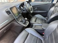 USED 2018 18 RENAULT GRAND SCENIC 1.5h dCi Hybrid Assist Signature Nav Euro 6 (s/s) 5dr NAV~PAN~H/SEATS~R/CAM~FINANCE