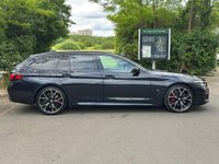 USED 2022 72 BMW 5 SERIES 2.0 520d MHT M Sport Touring Steptronic Euro 6 (s/s) 5dr HIGH SPEC-PAN ROOF-HUD-FSH