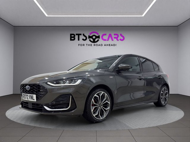 View our Ford Focus range