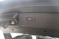USED 2018 68 JAGUAR XF 2.0i Portfolio GPF Sportbrake 5dr Petrol Auto Euro 6 (stop/start) (250 ps) 