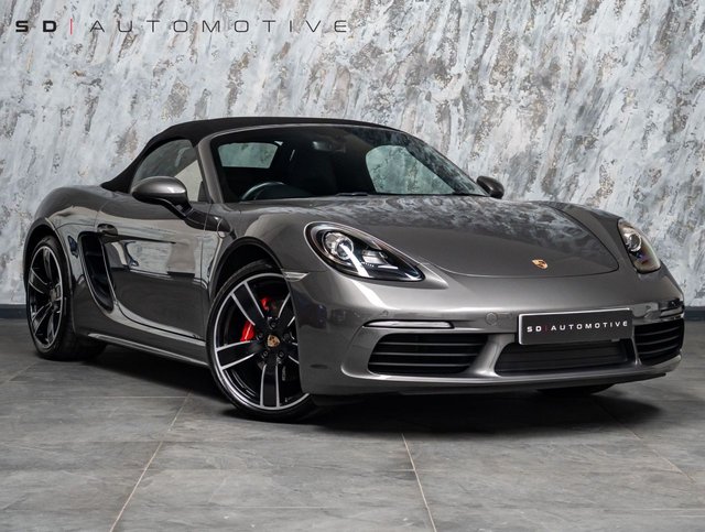 View our Porsche 718 Boxster 2.0T Convertible GPF 2dr Petrol PDK Euro 6 (s/s) (300 ps)