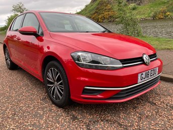 View our VOLKSWAGEN GOLF