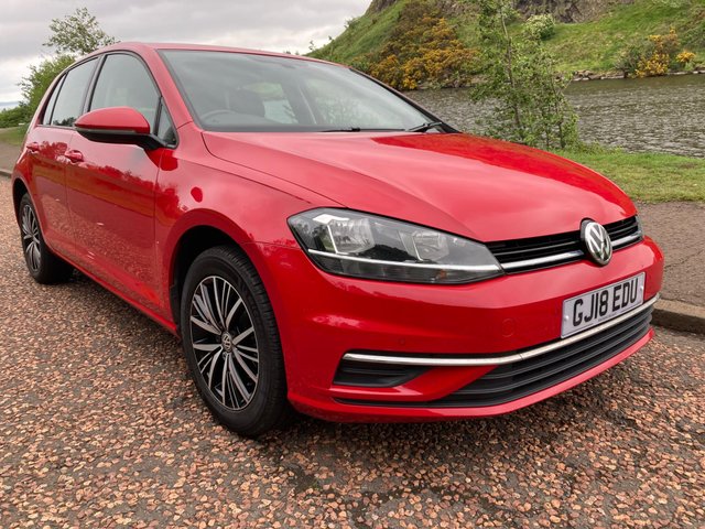 View our VOLKSWAGEN GOLF