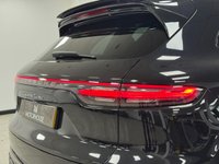 USED 2018 18 PORSCHE CAYENNE 4.0T V8 Turbo SUV 5dr Petrol TiptronicS 4WD Euro 6 (s/s) (550 ps) FSH/PORSCHE WARRANTY/MEGA SPEC