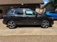 USED 2017 67 NISSAN QASHQAI 1.5 dCi N-Connecta SUV 5dr Diesel Manual Euro 6 (s/s) (110 ps) * PARKING CAMERA * GLASS ROOF * 1 KEEPER * SAT-NAV * 2 KEYS * F/S/H * FOLDING MIRRORS *