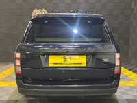 USED 2017 17 LAND ROVER RANGE ROVER 3.0 TD V6 Vogue SUV 5dr Diesel Auto 4WD Euro 6 (s/s) (258 ps) Pan Roof / Semi Facelift Car