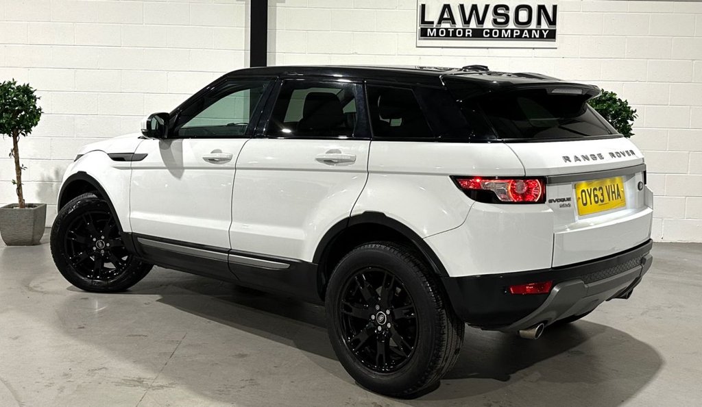USED 2013 63 LAND ROVER RANGE ROVER EVOQUE 2.2 SD4 Pure SUV 5dr Diesel Manual 4WD Euro 5 (s/s) (190 ps) 