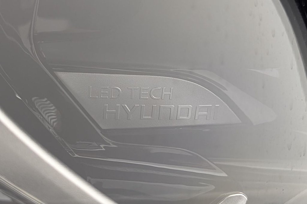 USED 2023 23 HYUNDAI KONA 39kWh Premium SUV 5dr Electric Auto (10.5kW Charger) (136 ps) Car Play, Heated Seats, Camera