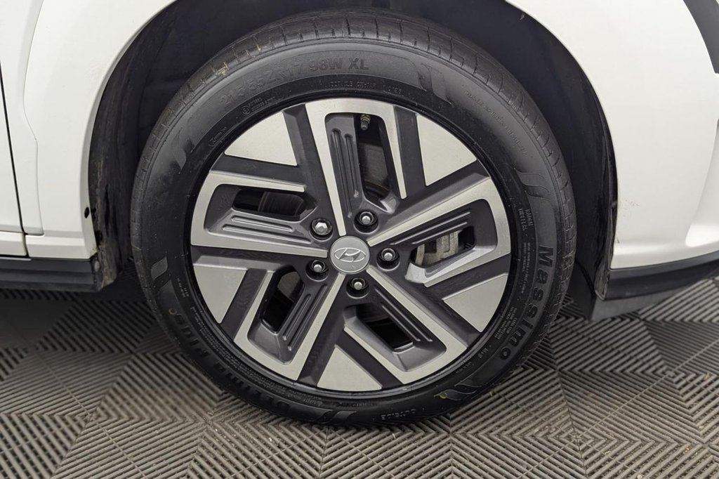 USED 2023 23 HYUNDAI KONA 39kWh Premium SUV 5dr Electric Auto (10.5kW Charger) (136 ps) Car Play, Heated Seats, Camera