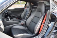 USED 2017 67 PORSCHE 718 CAYMAN 2.0T Coupe 2dr Petrol PDK Euro 6 (s/s) (300 ps) BOSE / CHRONO / PDLS / FSH