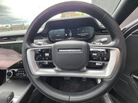 USED 2022 22 LAND ROVER RANGE ROVER 3.0 P400 MHEV SE SUV 5dr Petrol Auto 4WD Euro 6 (s/s) (400 ps) HIGH SPEC + REAR WHEEL STEERING + 23" ALLOYS + MERIDIAN SOUND + HEAD UP DISPLAY + BELGRAVIA GREEN + DEPLOYABLE SIDE STEPS + SLIDING PAN ROOF + 2 KEYS + FINANCE AVAILABLE + FULL LAND ROVER SERVICE HISTORY + PART EXCHANGE WELCOME