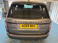 USED 2019 69 LAND ROVER RANGE ROVER 2.0 P400e 12.4kWh GPF Vogue SUV 5dr Petrol Plug-in Hybrid Auto 4WD Euro 6 (s/s) (404 ps)+2 KEYS+1 FORMER KEEPER+HISTORY+PANORAMIC SUNROOF+PARK CONTROL+CAM+PRIVACY+CLIMATE+POWER BOOT+MEDIA+BLUETOOTH+NAV+GHOST ALARM+22
