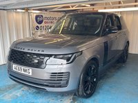 USED 2019 69 LAND ROVER RANGE ROVER 2.0 P400e 12.4kWh GPF Vogue SUV 5dr Petrol Plug-in Hybrid Auto 4WD Euro 6 (s/s) (404 ps)+2 KEYS+1 FORMER KEEPER+HISTORY+PANORAMIC SUNROOF+PARK CONTROL+CAM+PRIVACY+CLIMATE+POWER BOOT+MEDIA+BLUETOOTH+NAV+GHOST ALARM+22