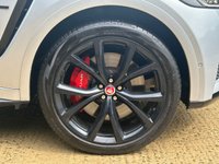 USED 2019 19 JAGUAR F-PACE 5.0 V8 SVR SUV 5dr Petrol Quickshift AWD Euro 6 (s/s) (550 ps) 