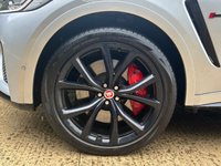 USED 2019 19 JAGUAR F-PACE 5.0 V8 SVR SUV 5dr Petrol Quickshift AWD Euro 6 (s/s) (550 ps) 