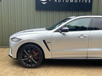 USED 2019 19 JAGUAR F-PACE 5.0 V8 SVR SUV 5dr Petrol Quickshift AWD Euro 6 (s/s) (550 ps) 