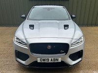 USED 2019 19 JAGUAR F-PACE 5.0 V8 SVR SUV 5dr Petrol Quickshift AWD Euro 6 (s/s) (550 ps) 