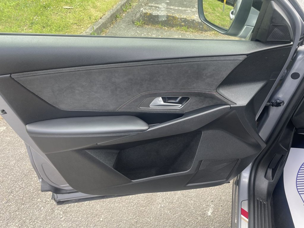 USED 2019 19 DS AUTOMOBILES DS 7 CROSSBACK 1.6 PureTech GPF Performance Line Crossback 5dr Petrol EAT8 Euro 6 (s/s) (225 ps) Rear Parking Sensors, CarPlay