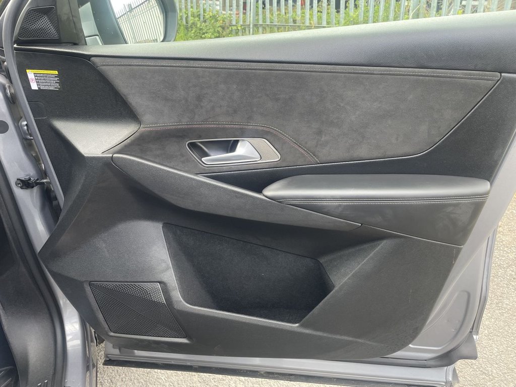 USED 2019 19 DS AUTOMOBILES DS 7 CROSSBACK 1.6 PureTech GPF Performance Line Crossback 5dr Petrol EAT8 Euro 6 (s/s) (225 ps) Rear Parking Sensors, CarPlay