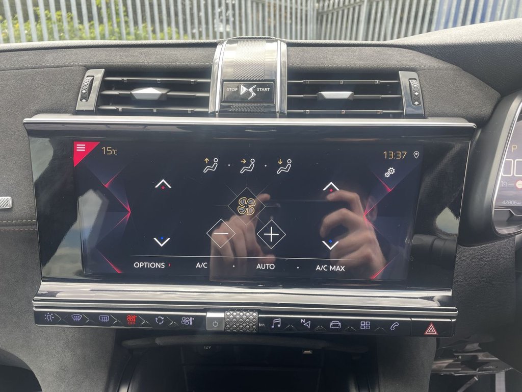 USED 2019 19 DS AUTOMOBILES DS 7 CROSSBACK 1.6 PureTech GPF Performance Line Crossback 5dr Petrol EAT8 Euro 6 (s/s) (225 ps) Rear Parking Sensors, CarPlay