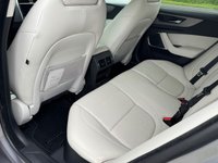USED 2020 70 JAGUAR XE 2.0 D180 R-Dynamic SE Saloon 4dr Diesel Auto Euro 6 (s/s) (180 ps) LUXURY MOTORING++EXCELLENT ECONOMY