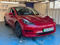 USED 2020 70 TESLA Model 3 Standard Range Plus Saloon 4dr Electric Auto RWD (241 bhp)+2 KEYS+2 FORMER KEEPERS+NAV+2 CABLES+PANORAMIC SUNROOF+CLIMATE+CRUISE+PARK CONTROL+CAM+FULL LEATHER HEATED SEATS+BLUETOOTH+MEDIA+APPS+DAB+ALLOYS 2 KEYS+2 FORMER KEEPERS+NAV+2 CABLES+PANORAMIC SUNROOF+CLIMATE+CRUISE+PARK CONTROL+CAM+FULL LEATHER HEATED SEATS+BLUETOOTH+MEDIA+APPS+DAB+ALLOYS+HPI CLEAR