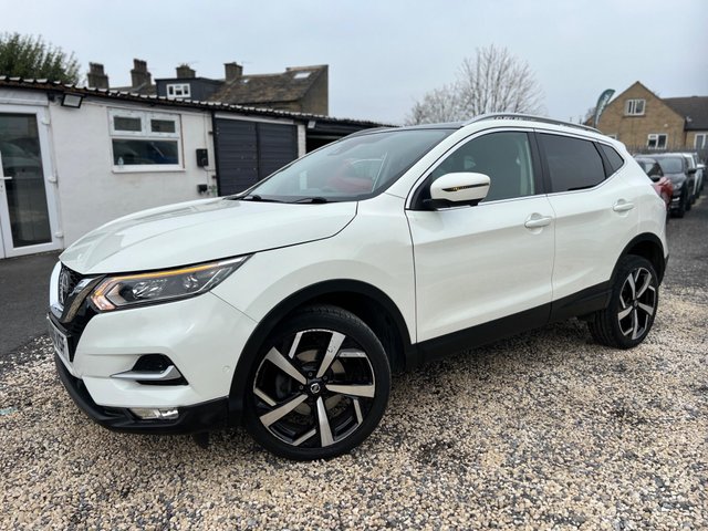 View our NISSAN QASHQAI