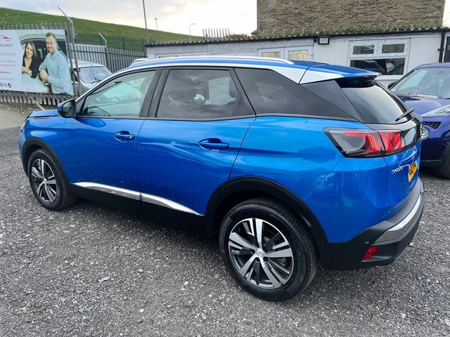 View our PEUGEOT 3008