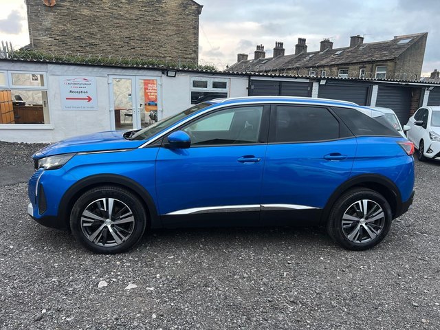 View our PEUGEOT 3008