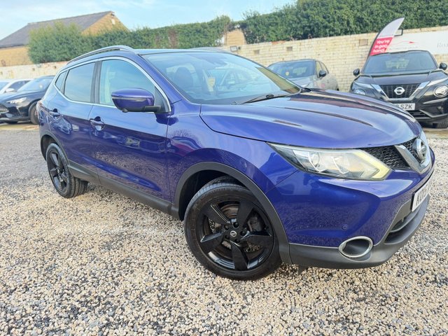 View our NISSAN QASHQAI