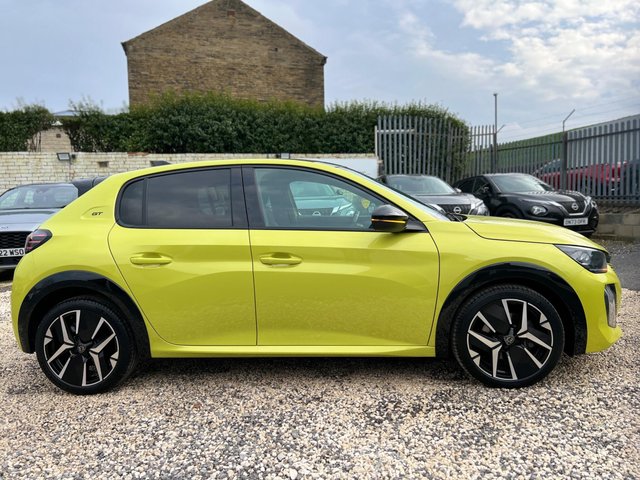 View our PEUGEOT 208