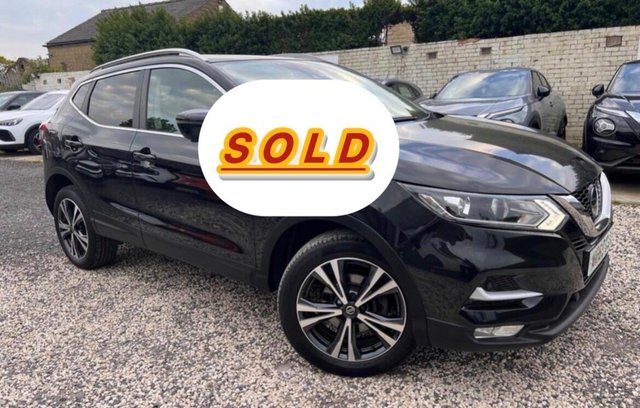 View our NISSAN QASHQAI