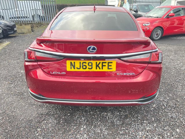 View our LEXUS ES