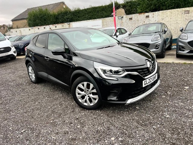 View our RENAULT CAPTUR