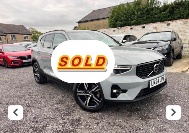 View our VOLVO XC40