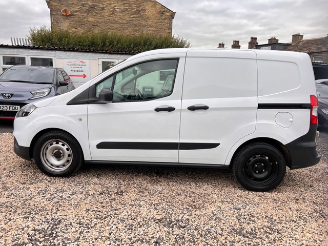 View our FORD TRANSIT COURIER