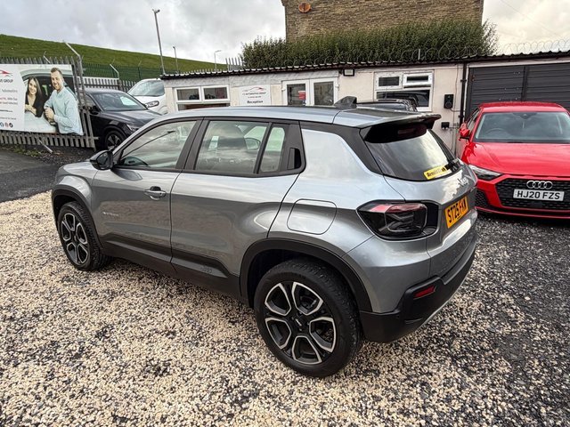 View our JEEP Avenger