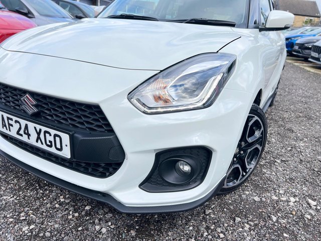 View our SUZUKI SWIFT