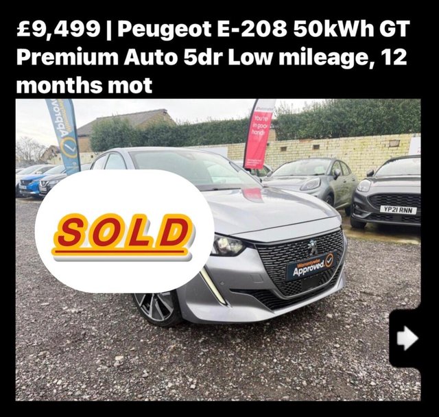 View our PEUGEOT E-208